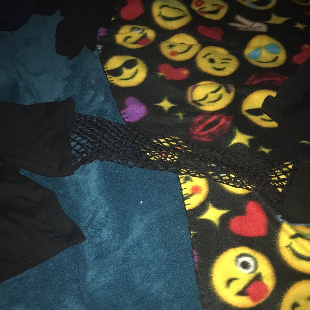 Shirt - Picture 3 of 3